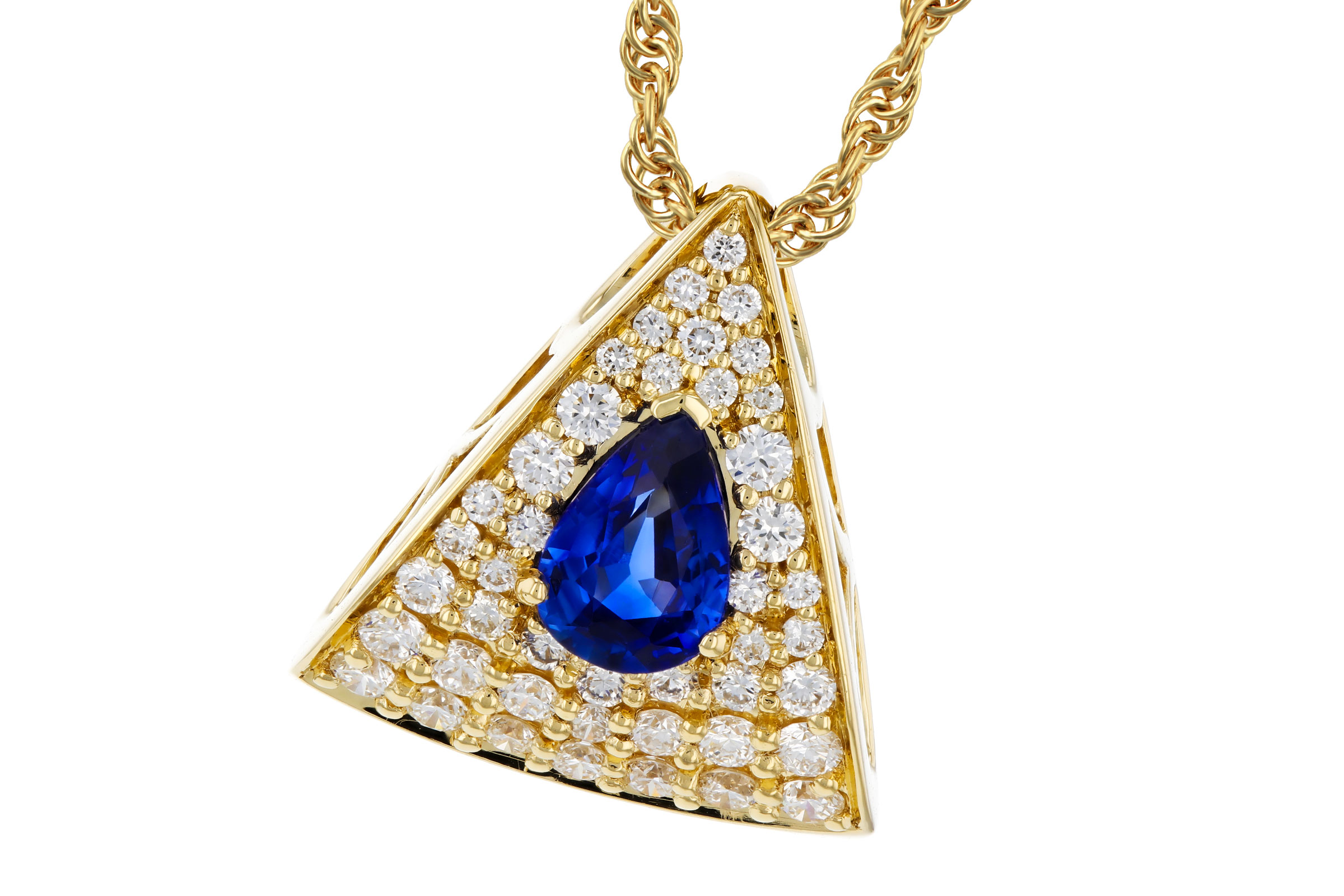 E330-01990: NECKLACE .51 SAPPHIRE .85 TGW (6x4MM SA)
